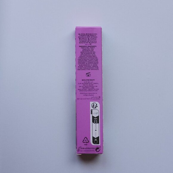 Makeup Revolution Emily In Paris Just A Kiss Cream Lipstick MINDY TAUPE NUDE NEW - Picture 4 of 6